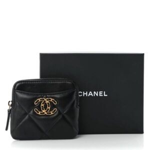 Chanel Lambskin Quilted Chanel 19 Zip Card
Holder Wallet Black